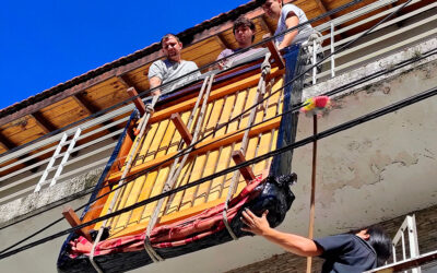 Mudanzas con izaje en CABA: la solución cuando los muebles no pasan por ascensor